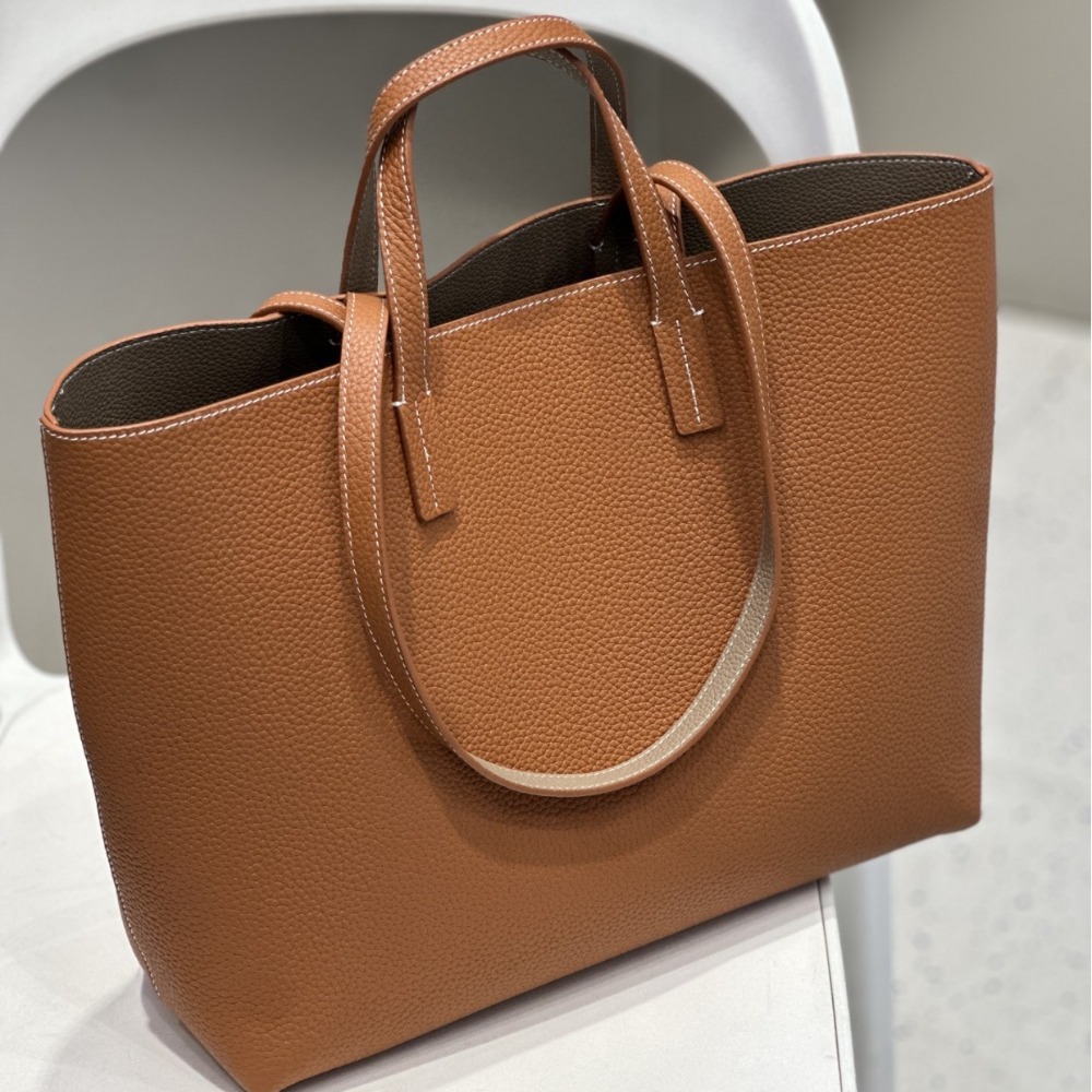Wewnątrz i na zewnątrz kontras – Quiet Luxury Bags Tote recenzja i cena