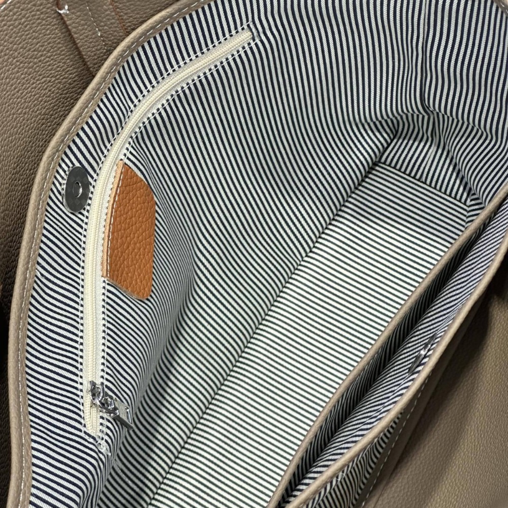 Wewnątrz i na zewnątrz kontras – Quiet Luxury Bags Tote recenzja i cena