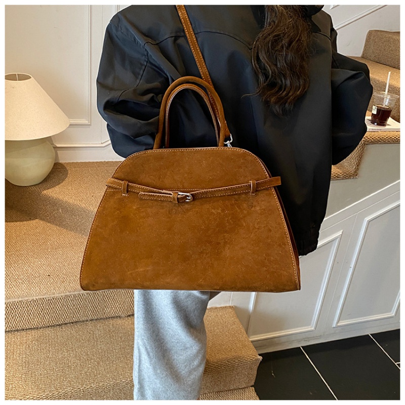 Strukturalna torebka w kształc – Structured Handbag Top Handle recenzja i cena