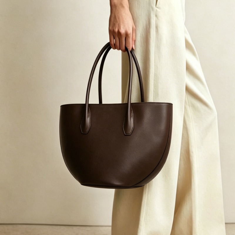 Damska torba na ramię typu tot – Structured Handbag Top Handle recenzja i cena