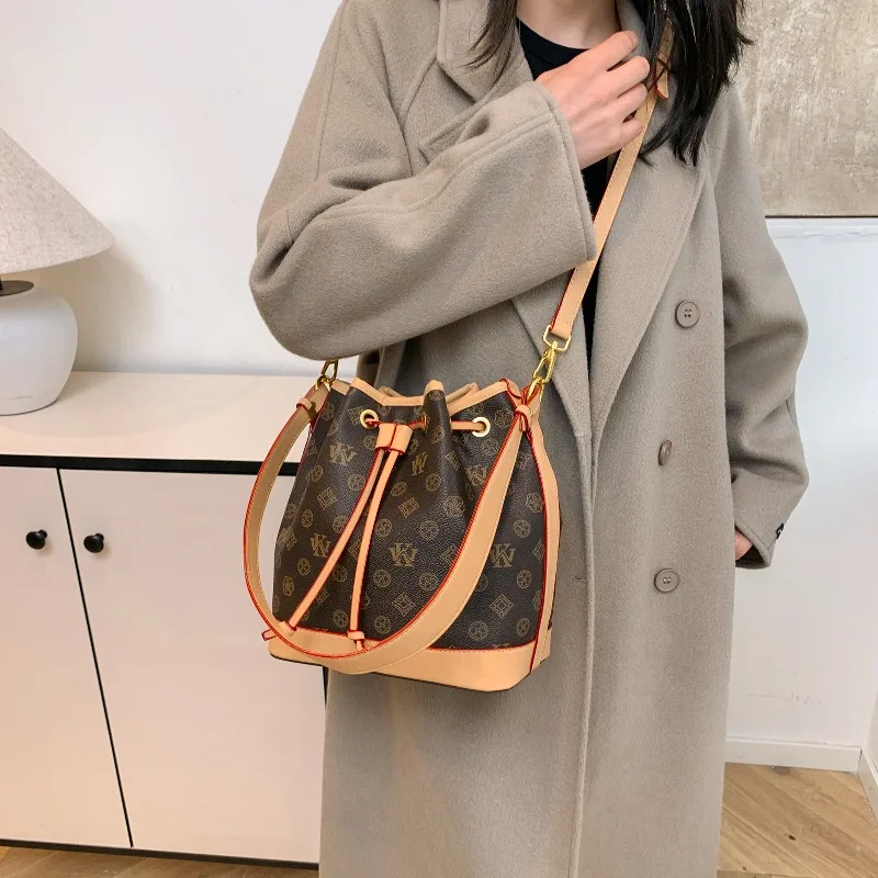Minimalistyczna luksusowa torb – Luxury Bags Lv recenzja i cena
