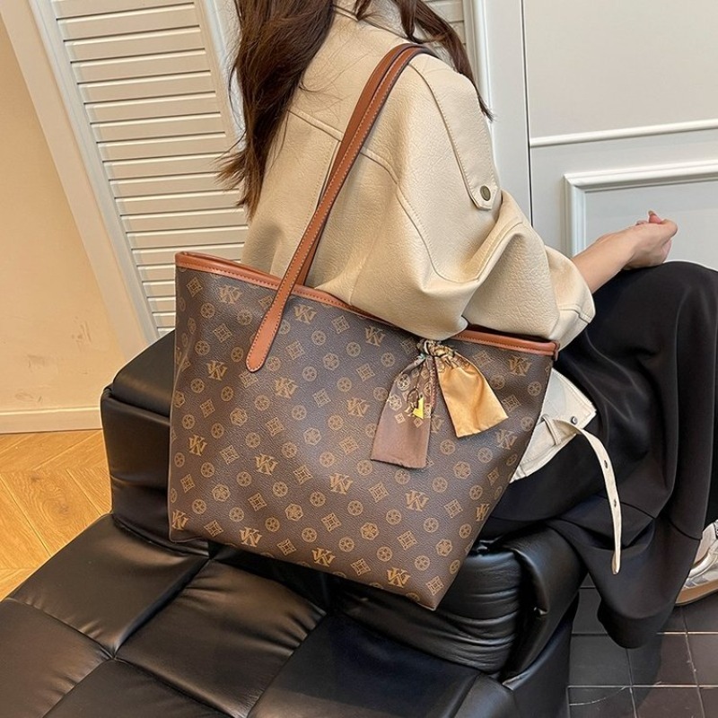 Stylowa designerska torba na p – Luxury Bags Lv recenzja i cena