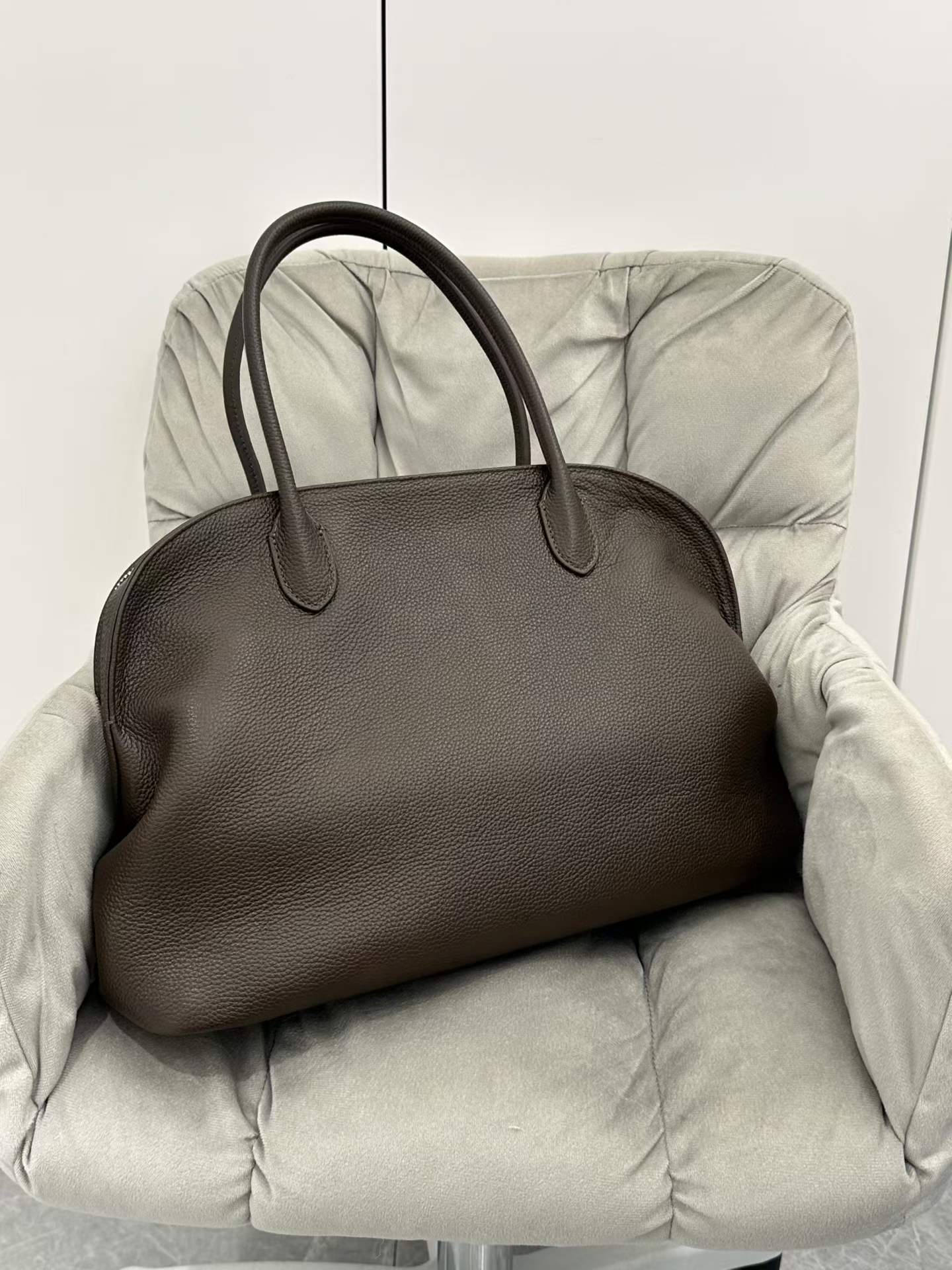 Nowa damska torebka z uchwytem – Quiet Luxury Bags Tote recenzja i cena